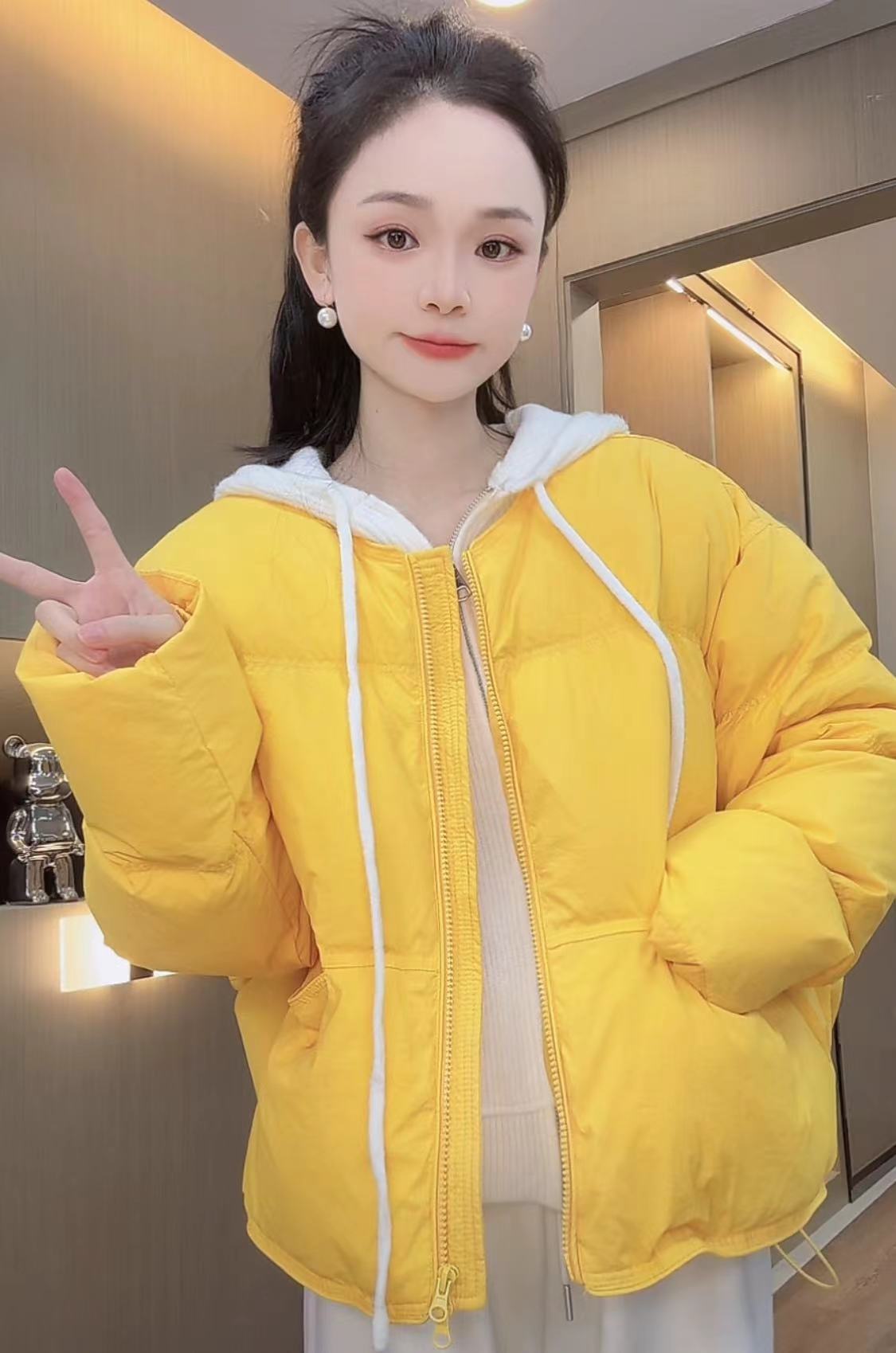 【秀宝女装】小个子圆领百搭时尚加厚保暖羽绒服XB3784