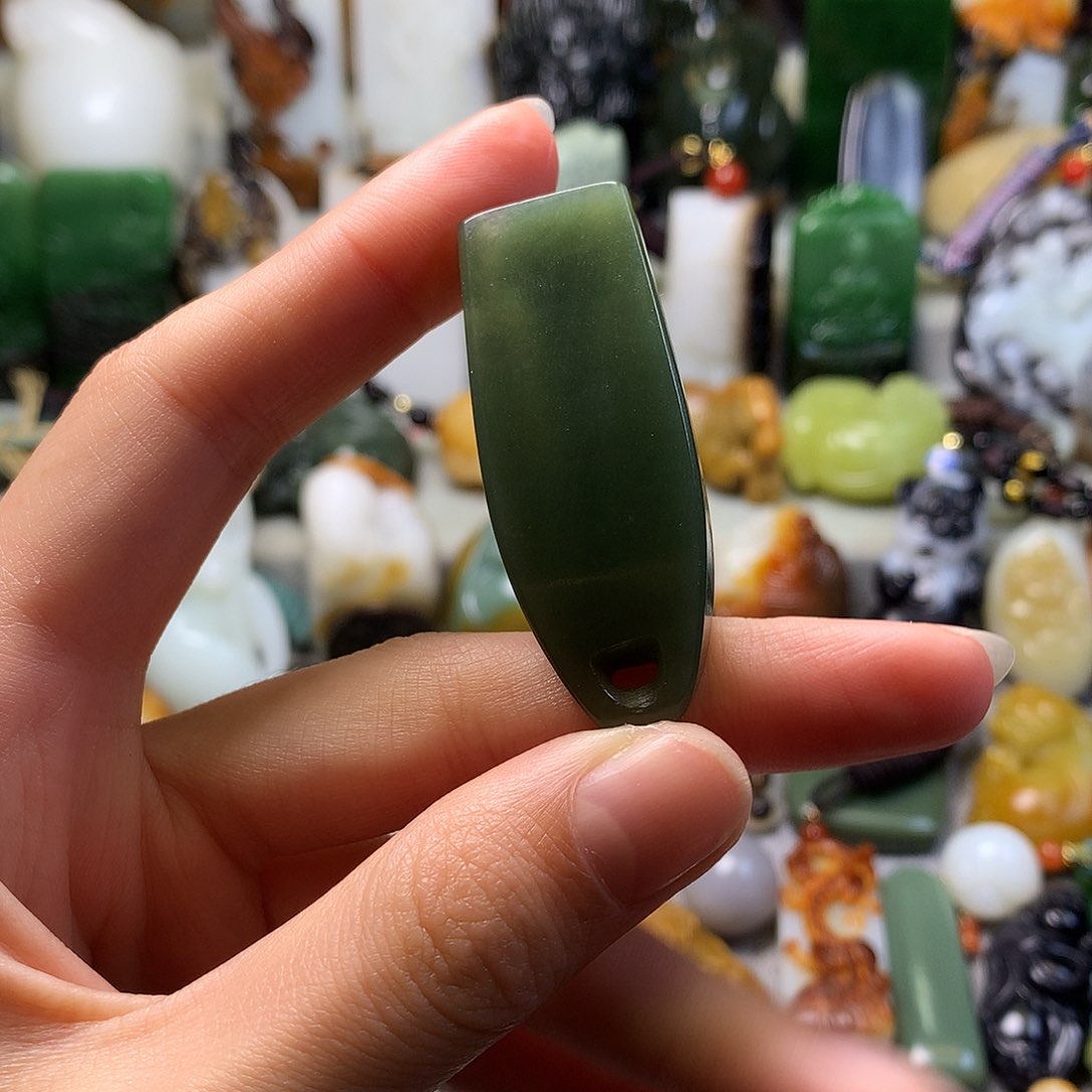 未镶嵌和田玉挂件