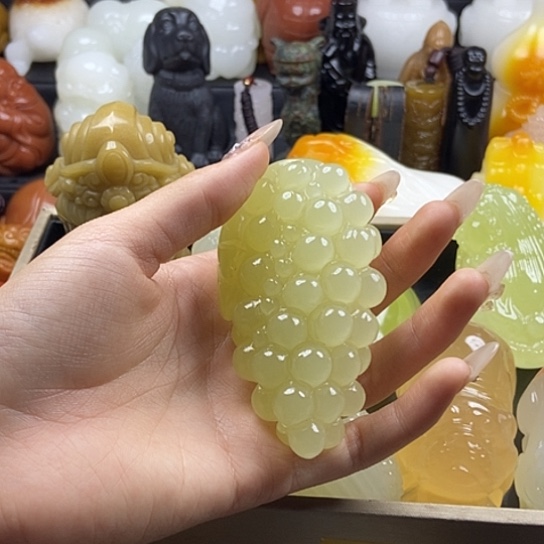 无花朵三**生原石雕刻把件