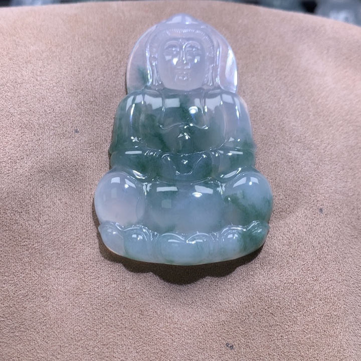 很***得翡翠未镶嵌颈饰缅甸翡翠