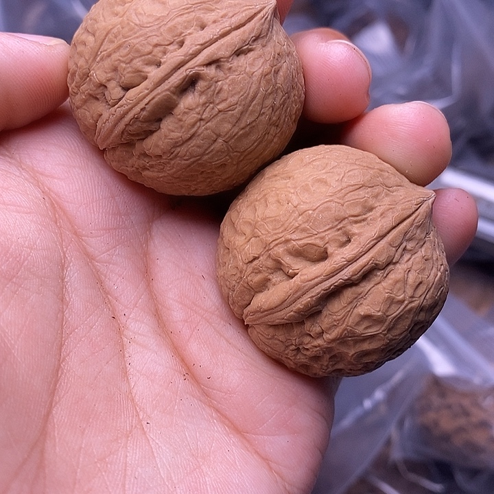 黑***崖文玩核桃把件   59