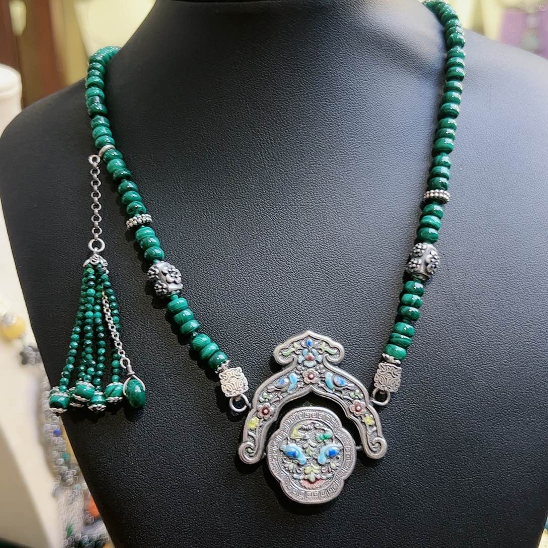 孔雀石项链未镶嵌项链