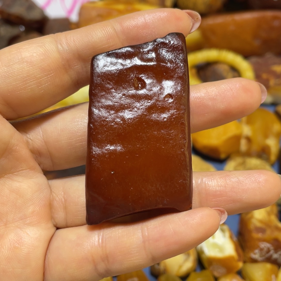 定制琥珀未镶嵌L*S原石