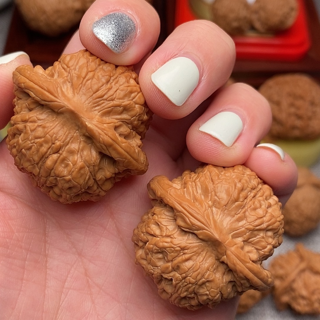 永***恒文玩核桃把件血麒麟39全品