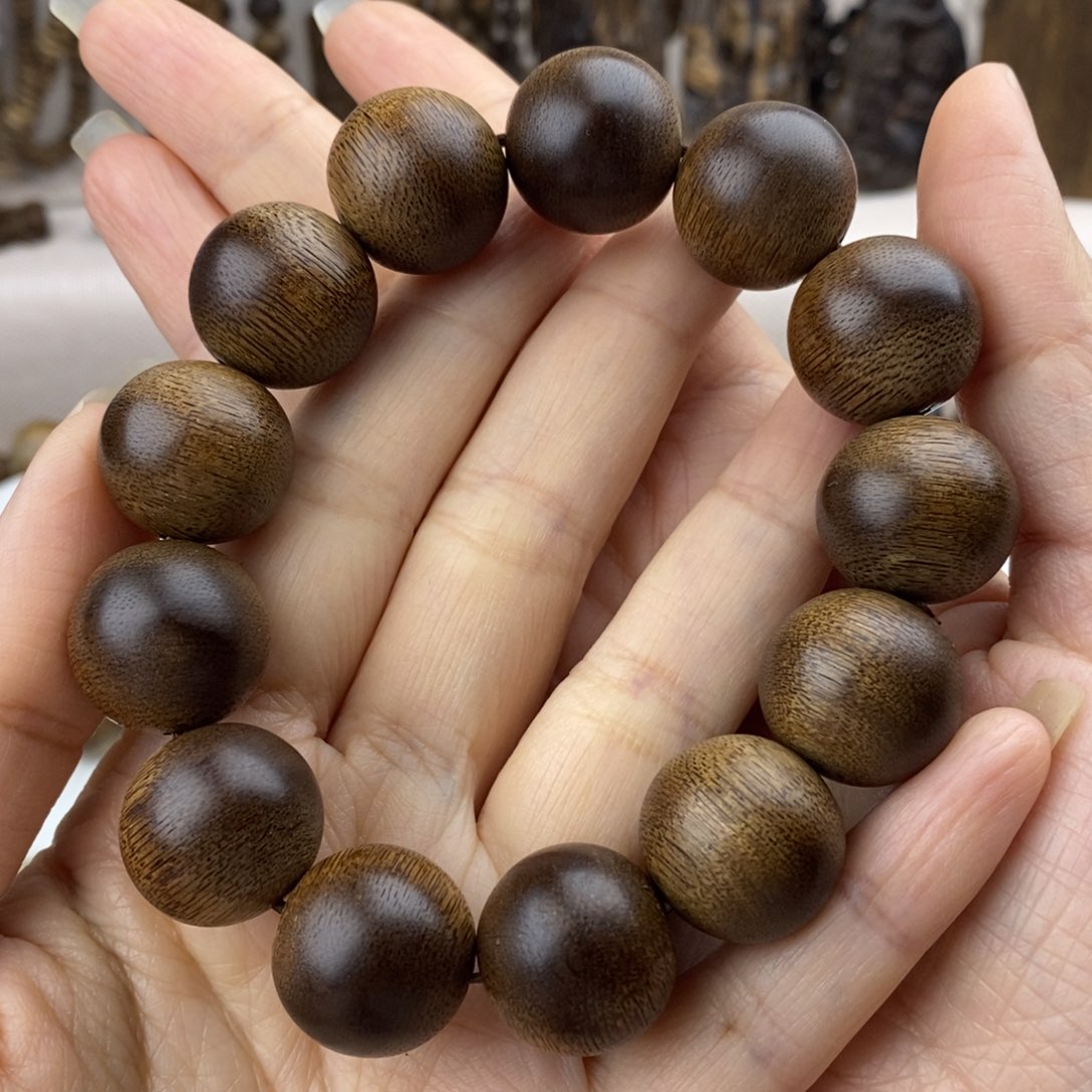 沉香手串C****8越南芽庄白奇楠