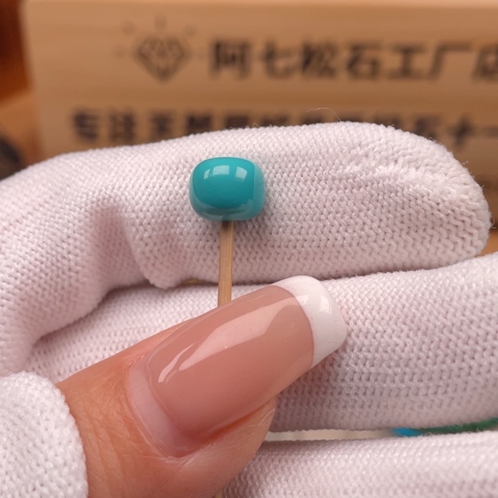 绿松石未镶嵌珠宝奇石9