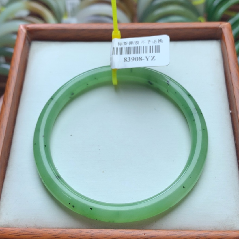 【闪购商品】和田玉手镯未镶嵌56.6