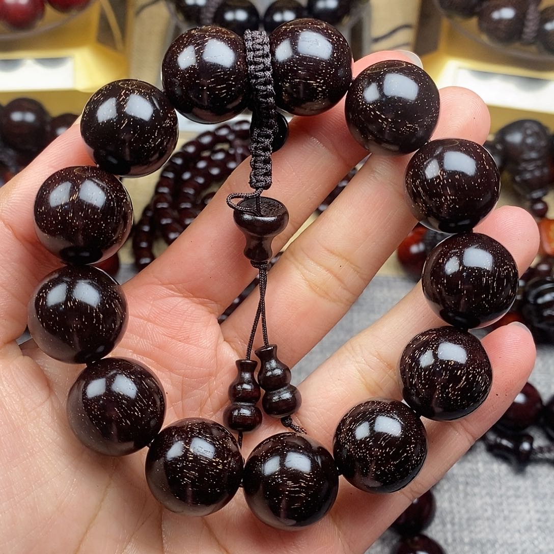 檀香紫檀（小叶紫檀）1.8满星