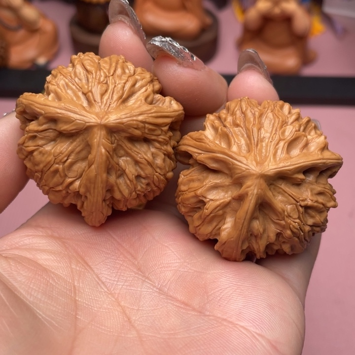 文玩核桃吊坠文山三棱43尺有修