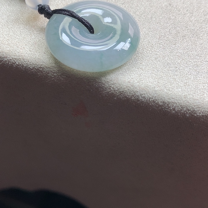 翡翠颈饰未镶嵌吊坠