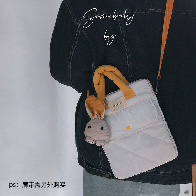 三色补丁长耳兔Ipad包女简约可爱卡通手腕包多功能百搭休闲保护套