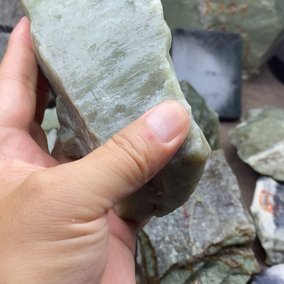 未镶嵌和田玉（糖玉）珠宝奇石佳*