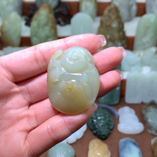 和田玉未镶嵌吊坠(不含链)