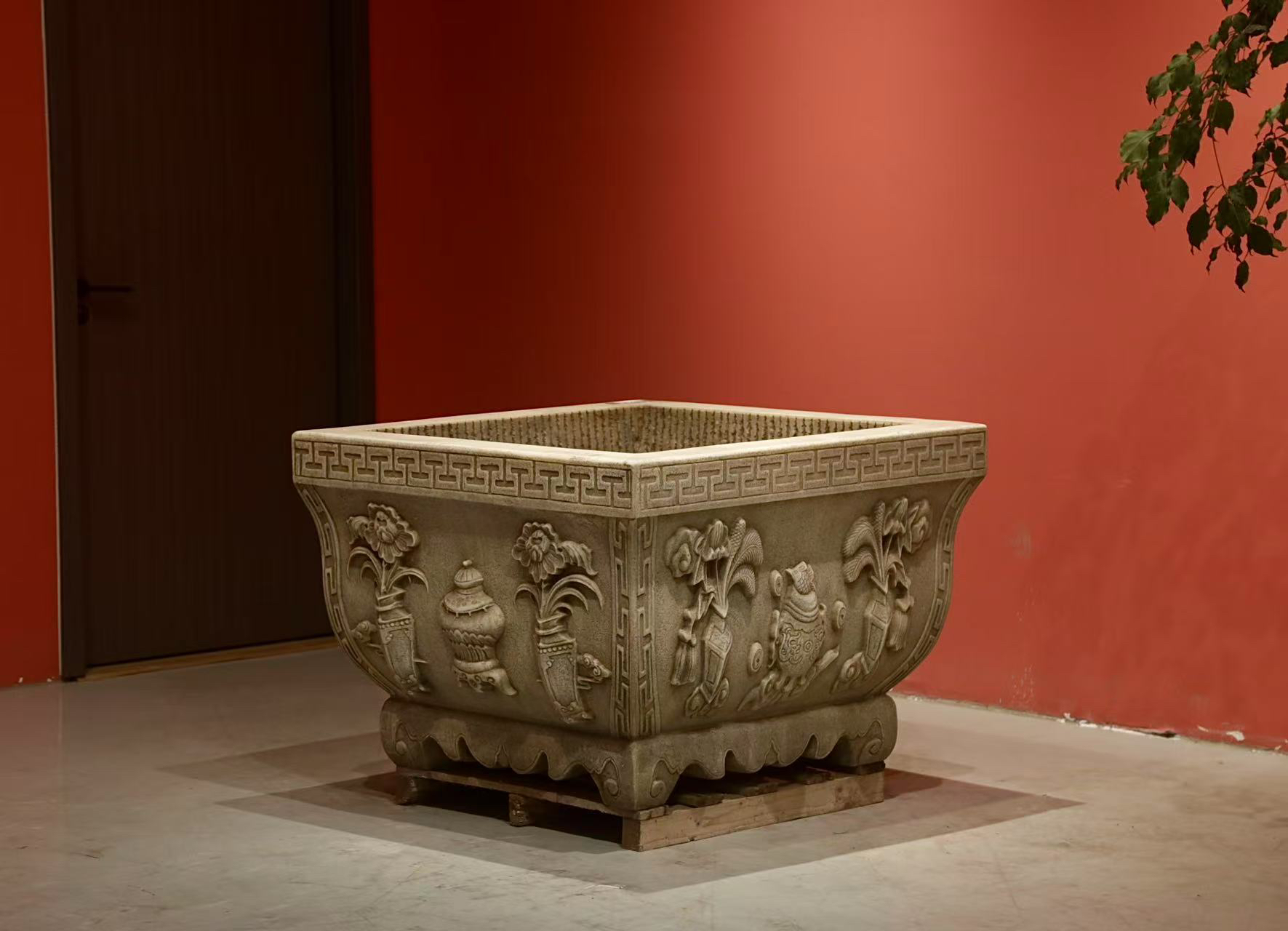 庭院摆件品相好，不包卸货和安装，