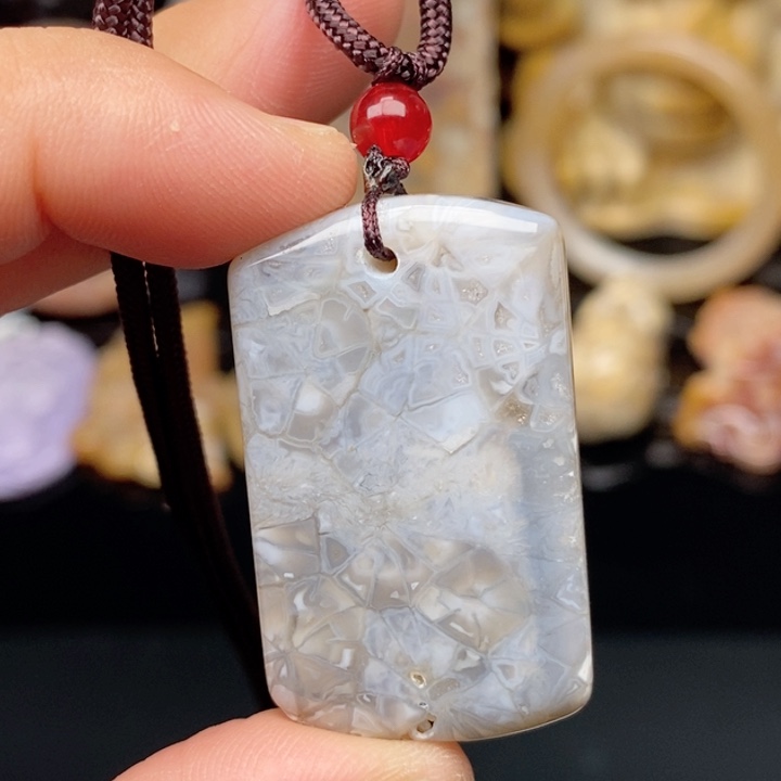 硅化珊瑚（珊瑚玉）未镶嵌手镯