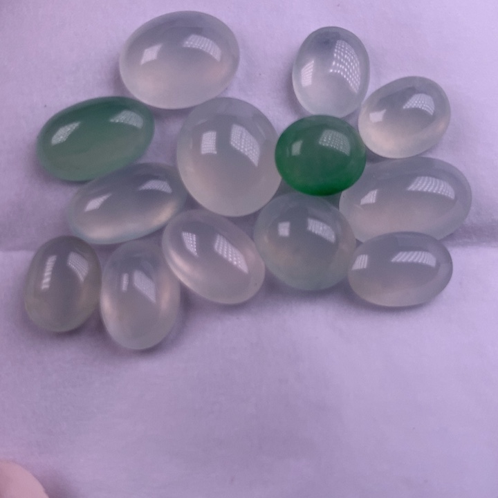 定制翡翠未镶嵌多样性发货