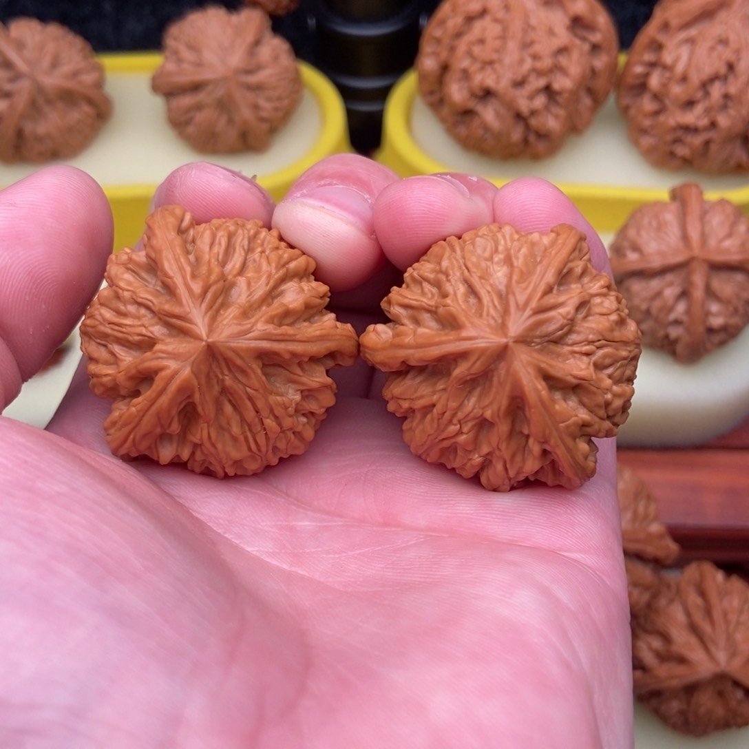 文玩核桃把件羡*三棱37