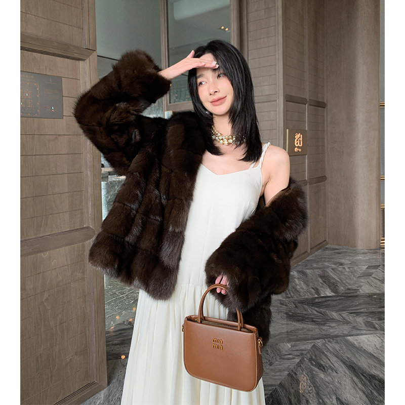 2025新款女装进口俄罗斯皮草外套女D24027海宁皮草