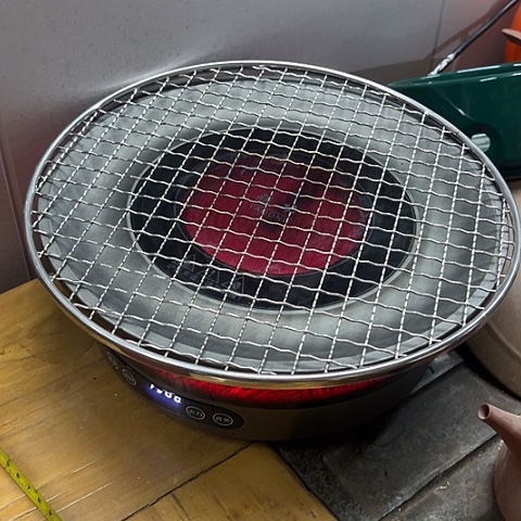 微瑕，炉盘10厘米，功率1500瓦灰