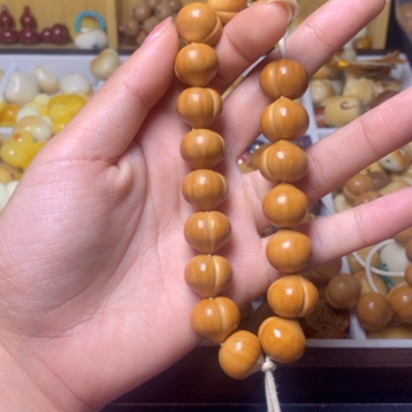 【闪购商品】手串猴头核桃S***姗