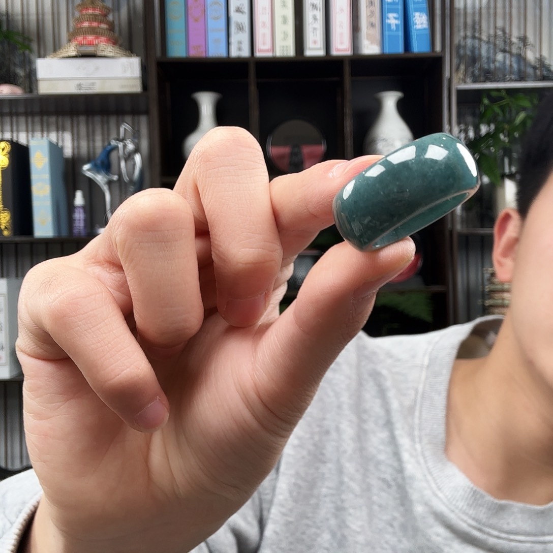 翡翠未镶嵌颈饰hhhhhhhhhhhh