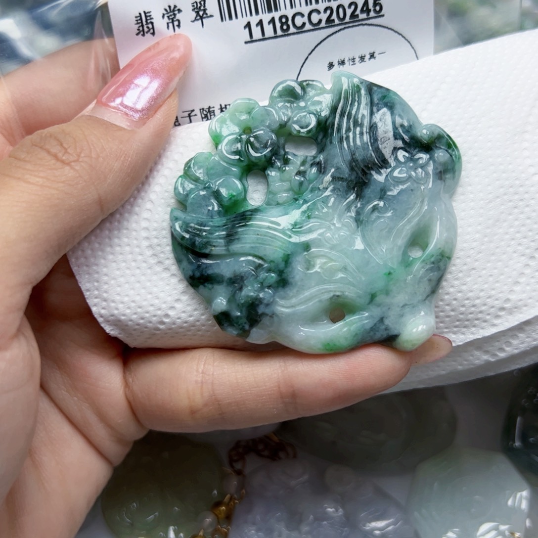 翡翠未镶嵌吊坠(不含链)