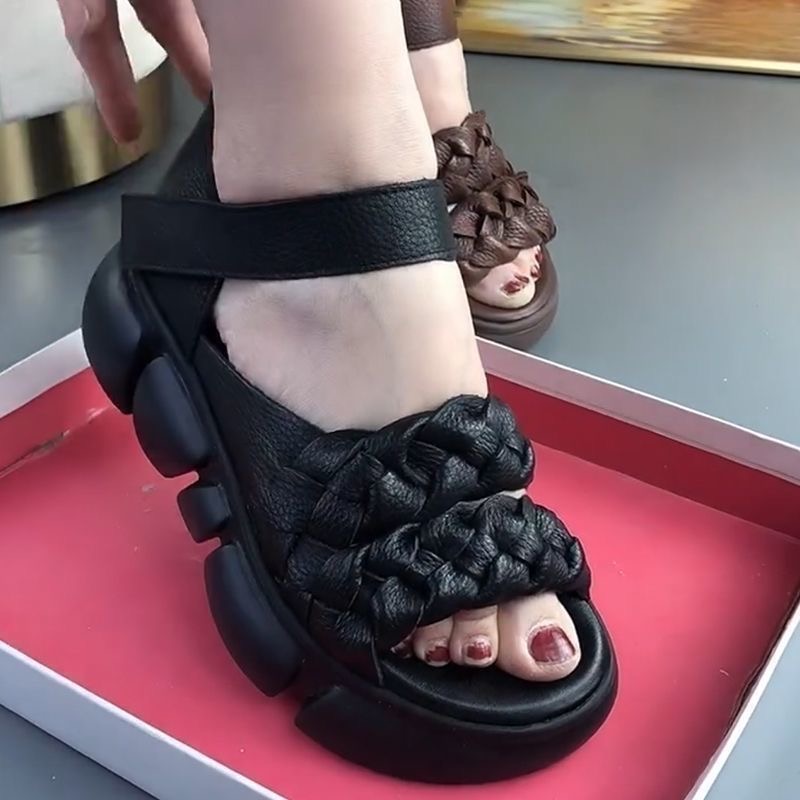 真皮复古松糕厚底一字带露趾包跟皮凉鞋2025夏季新款编织女凉鞋