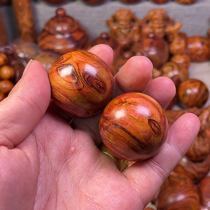 黄花梨/降香黄檀离**客海南黄花梨油梨工艺品