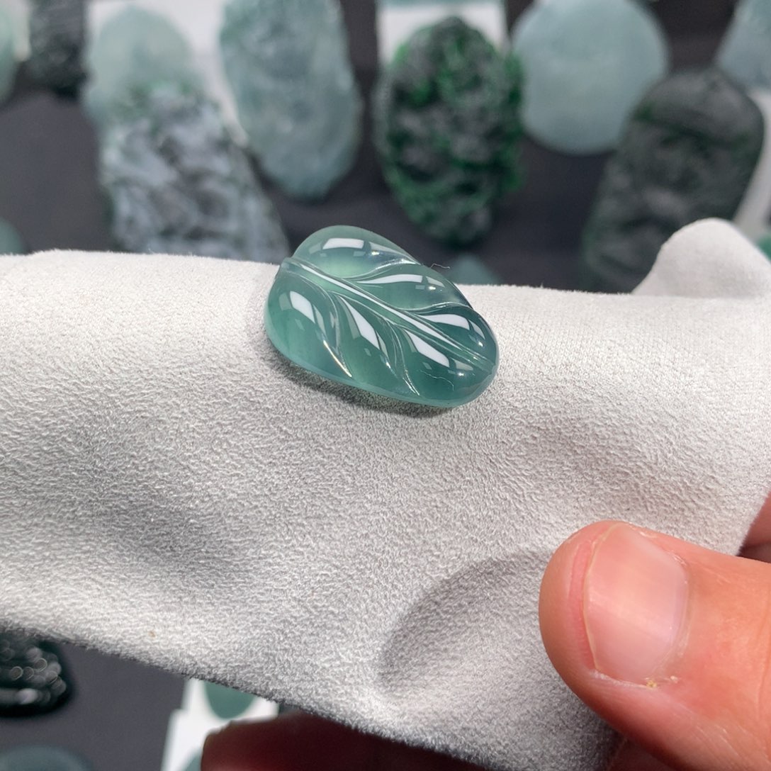 凌***飞定制翡翠未镶嵌88888