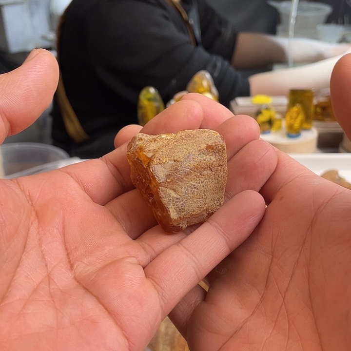 品***心定制琥珀未镶嵌天然琥珀蜜蜡