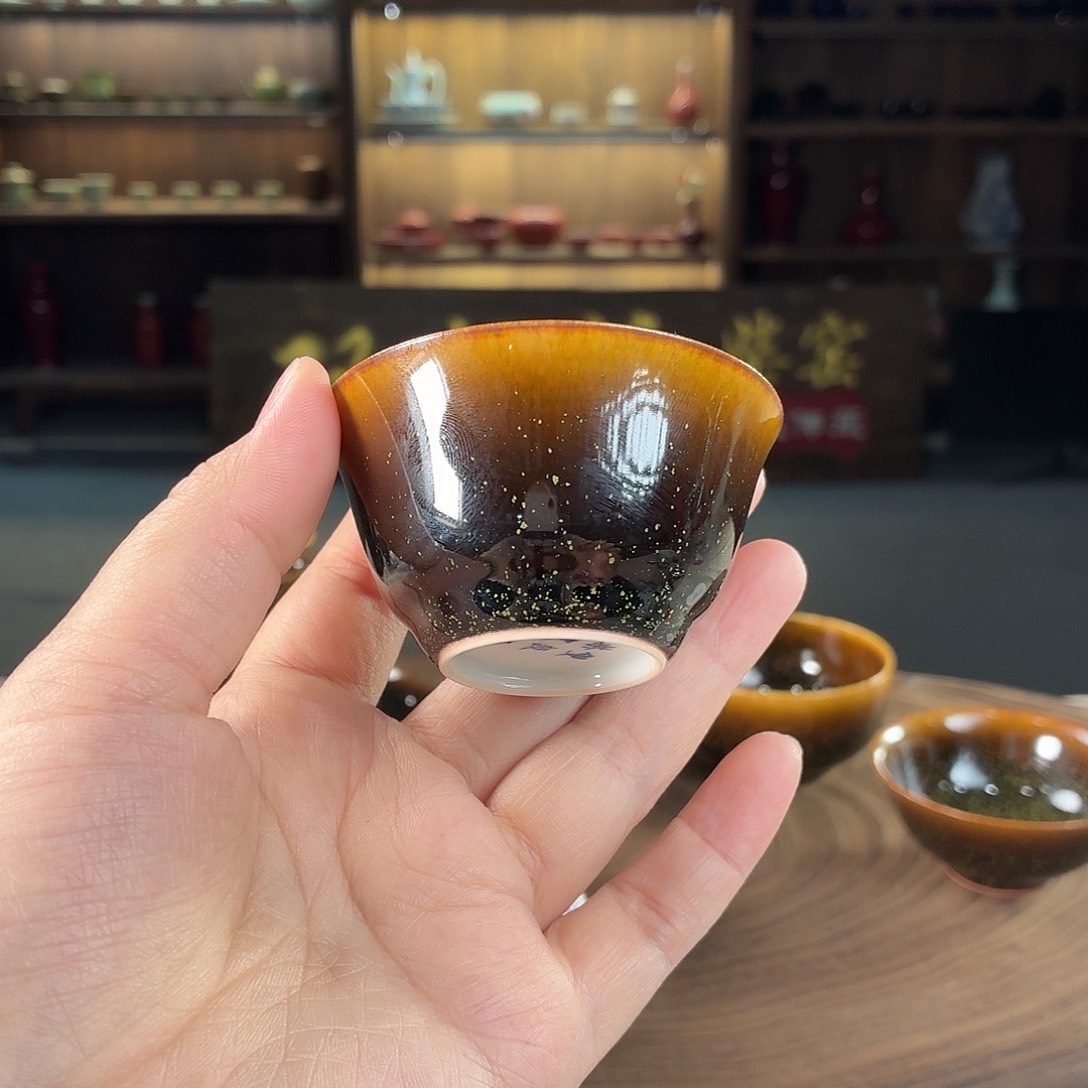 地方尴尬尴尬哈哈哈哈哈哈哈尴尬