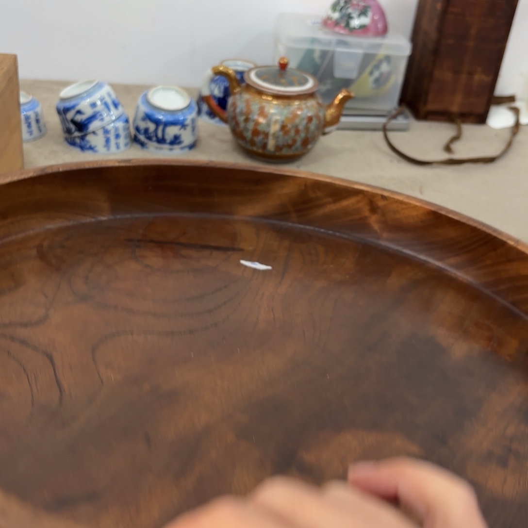 瓷片非常好看漂亮的物品 