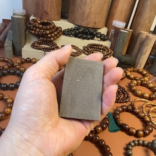 老山檀香老山檀香461阴沉没打磨牌子