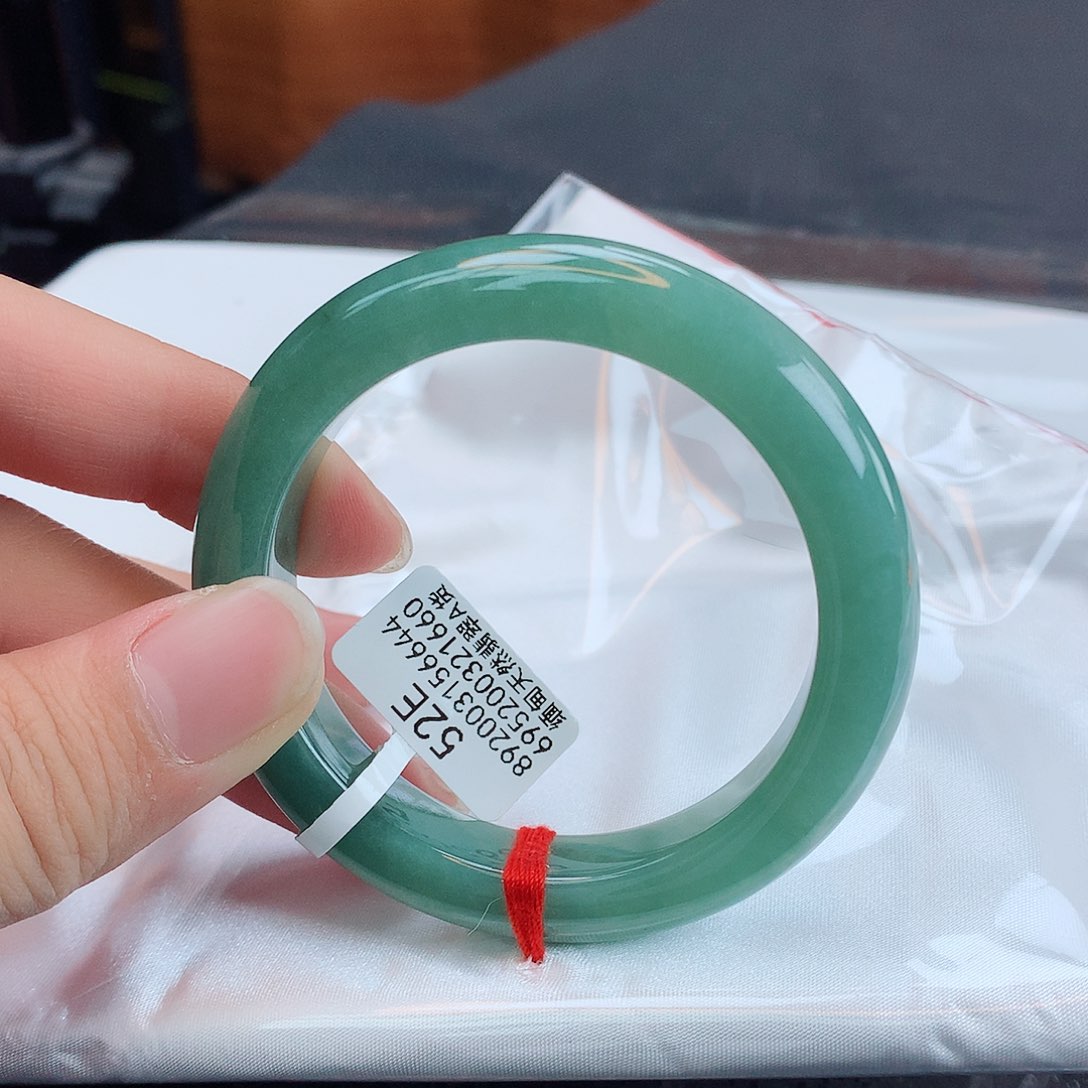 翡翠手镯未镶嵌天然缅甸翡翠A货手镯