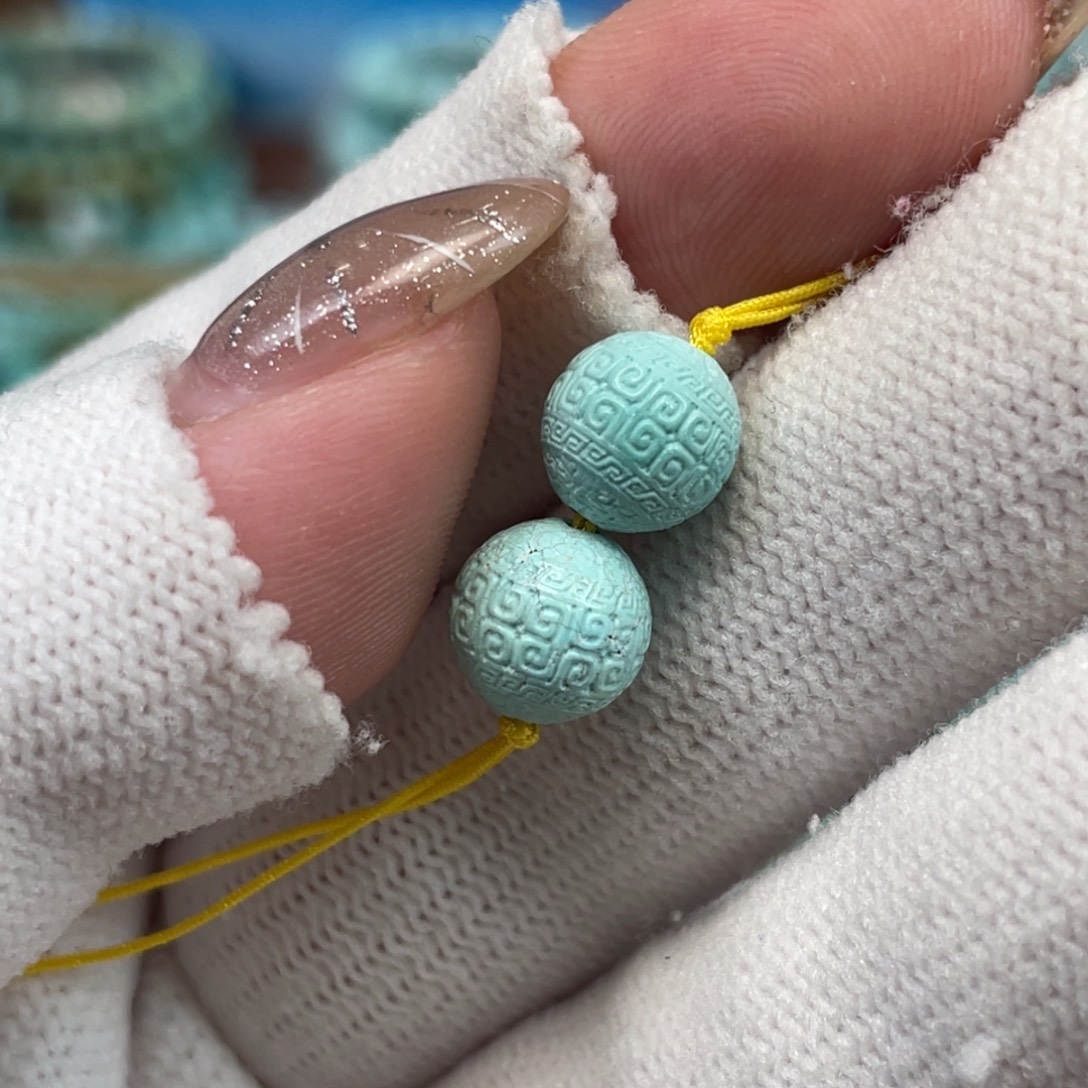 绿松石未镶嵌挂件