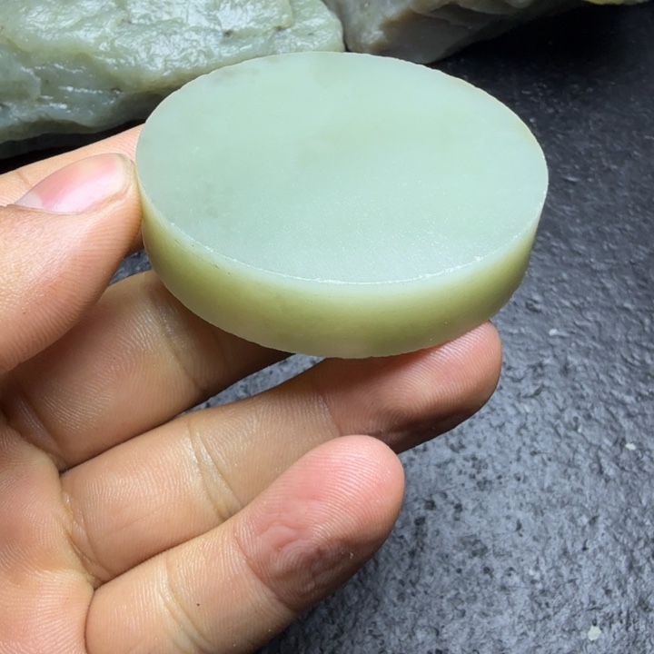 &***面和田玉（糖玉）未镶嵌珠宝奇石