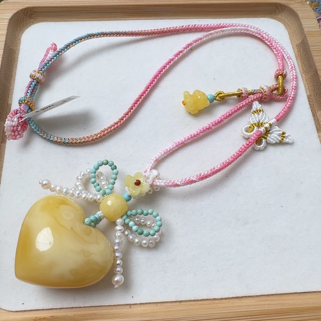 蜜蜡吊坠(赠链)未镶嵌