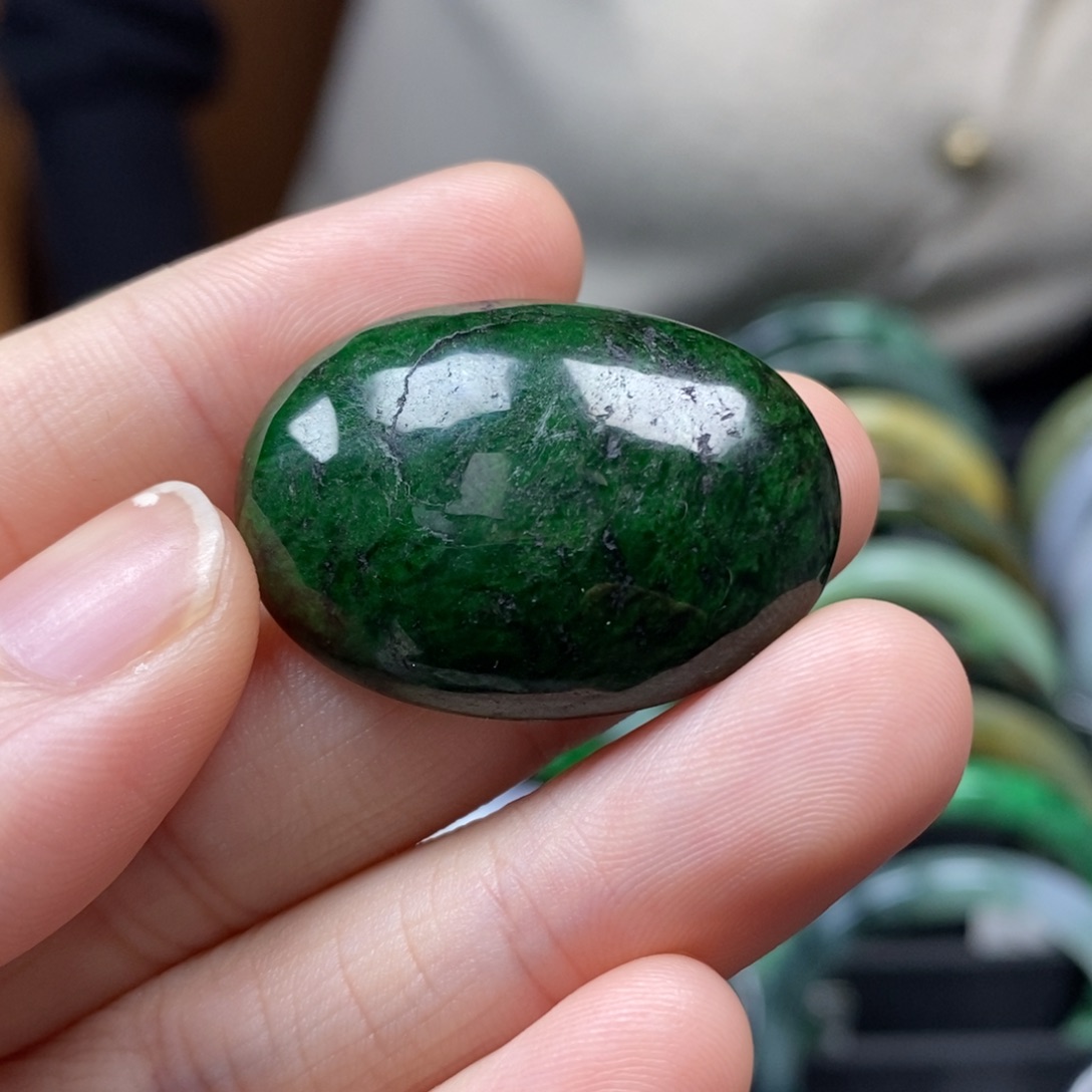 翡翠颈饰未镶嵌蛋面19号