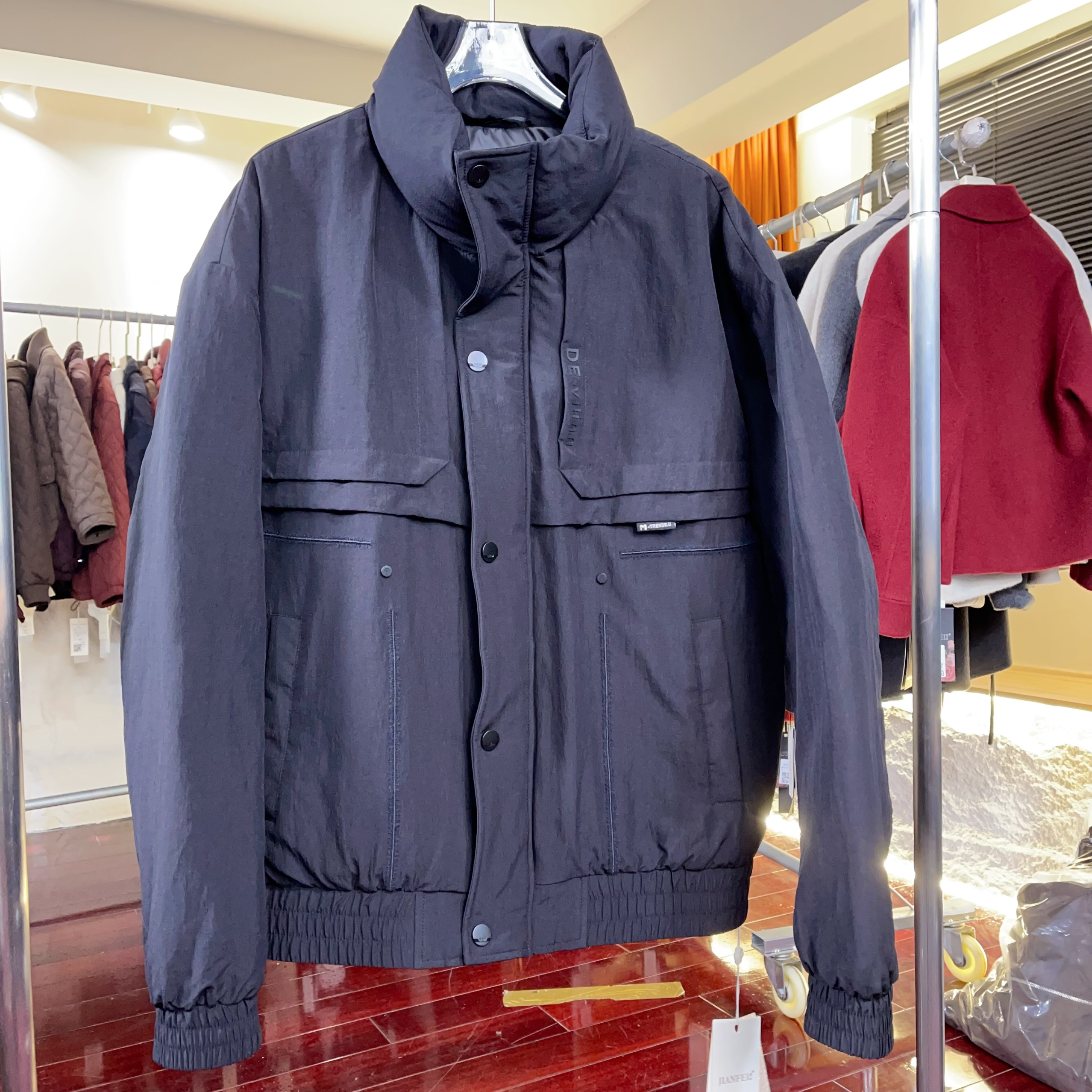 CH9633时尚保暖休闲风休闲男款男士羽绒服