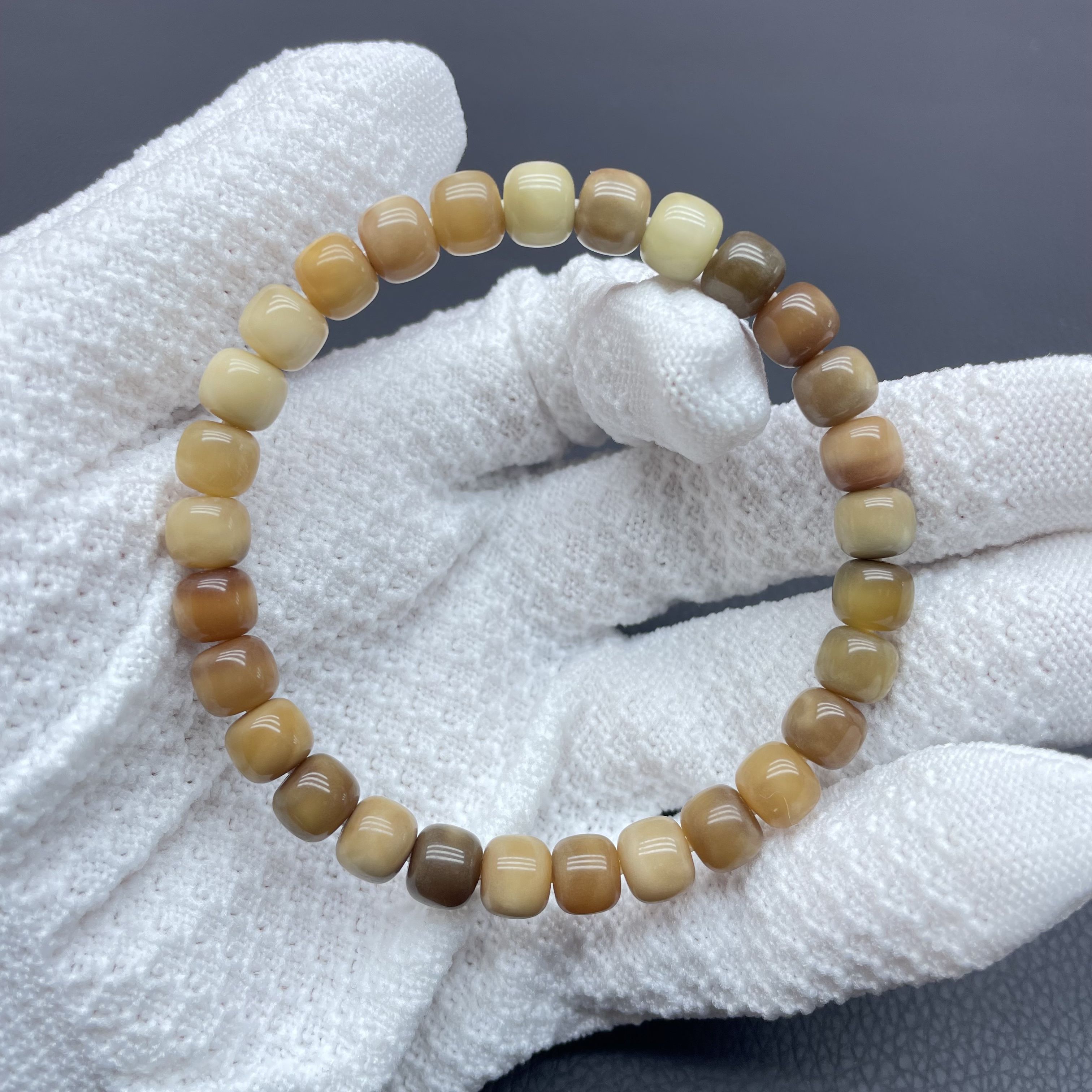 F021龙脊菩提敦煌多宝妖纹老型桶珠手串