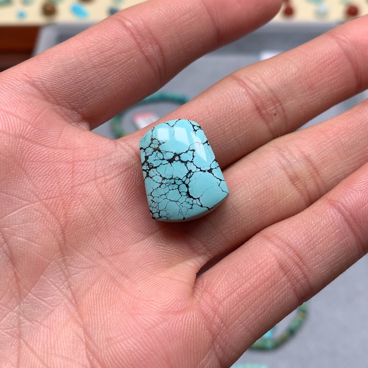 绿松石配饰未镶嵌