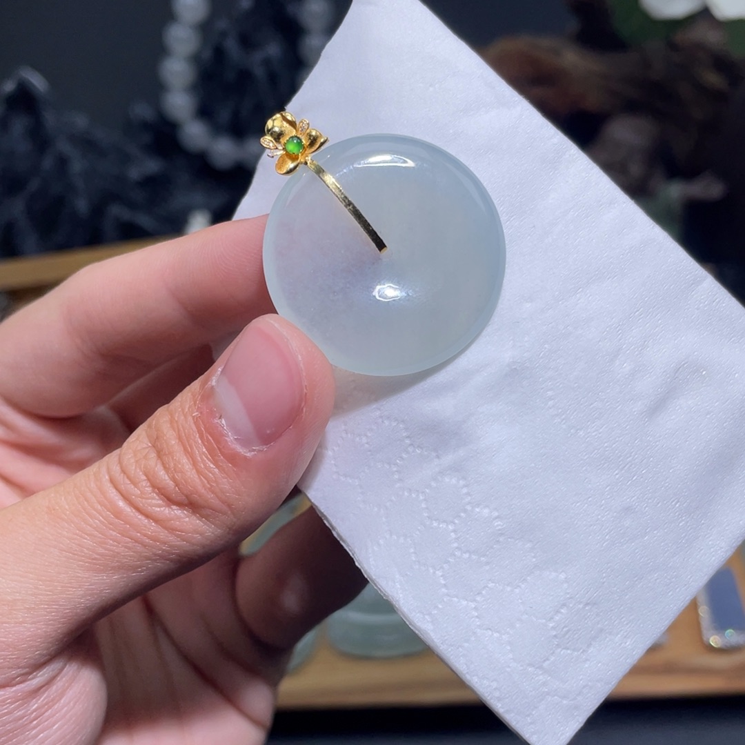 定制翡翠18K金镶嵌吊坠