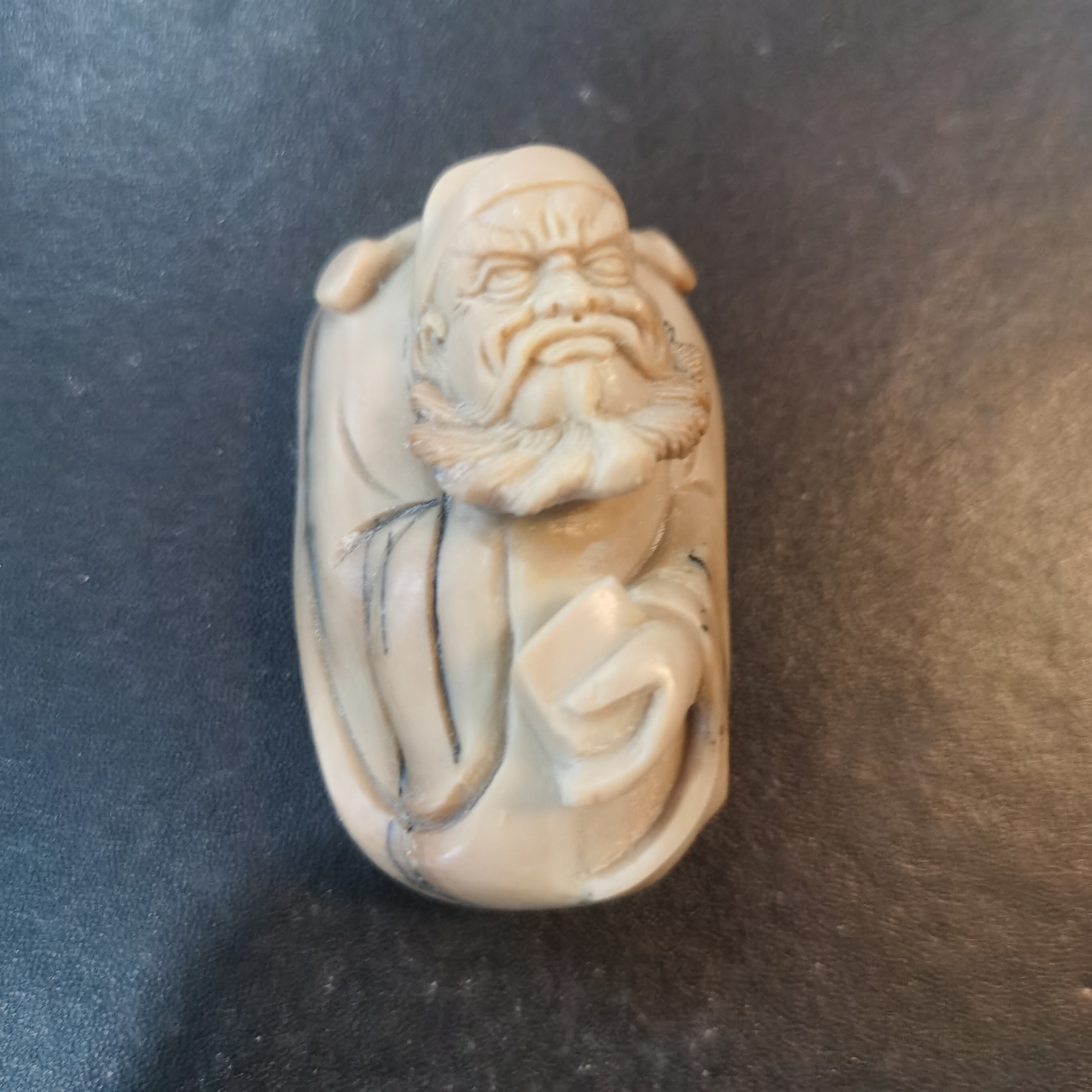 猛犸约67克雕刻件AF188