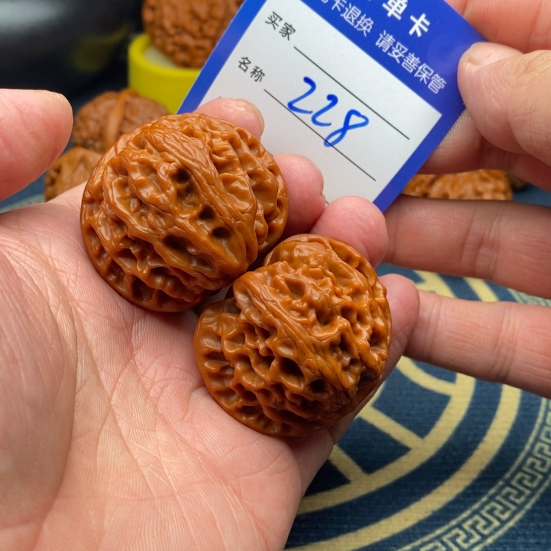 文玩核桃把件ネ****苹果园42