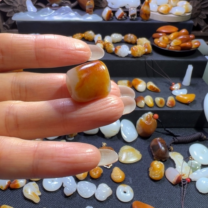 合***合和田玉（子料）未镶嵌吊坠(不含链)