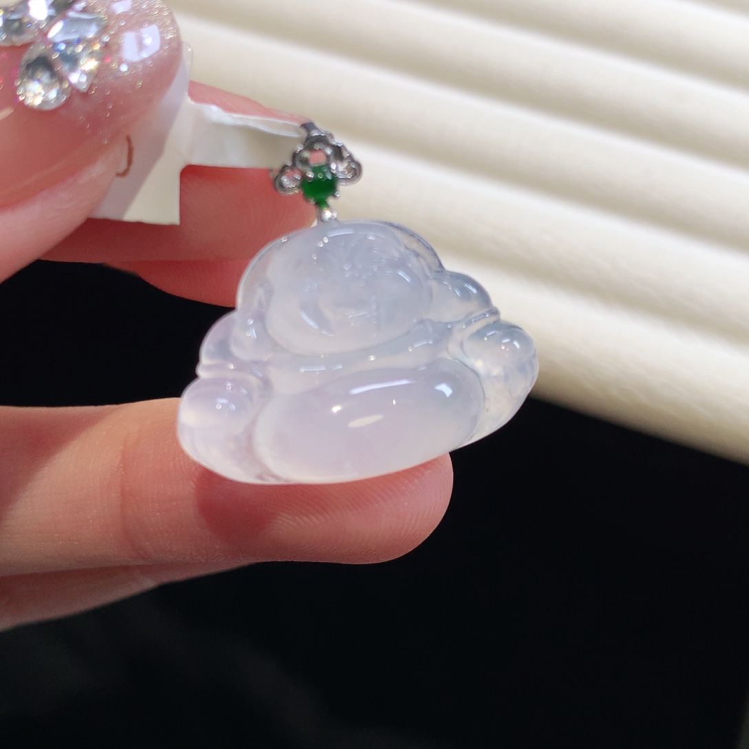 翡翠颈饰18K金镶嵌佛