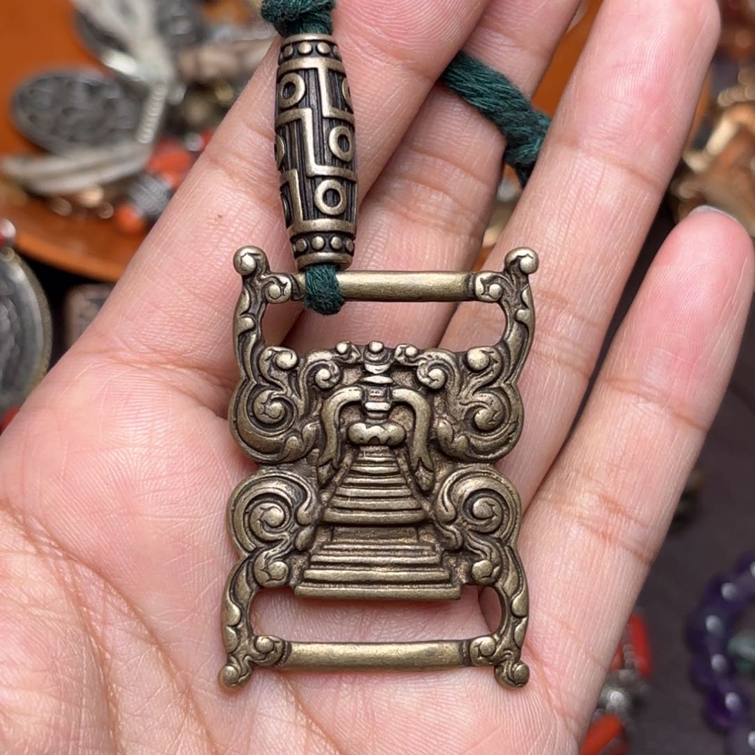 铜星月菩提吊坠项链