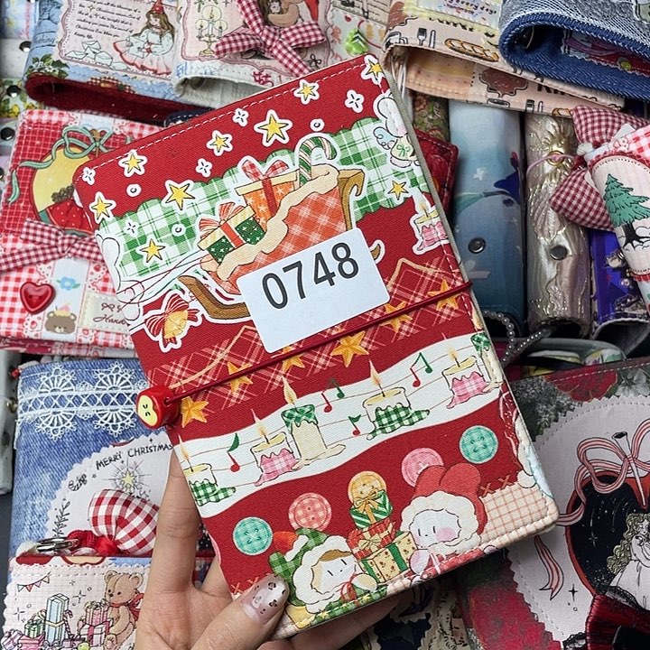 织绣A6活页不带纸748 