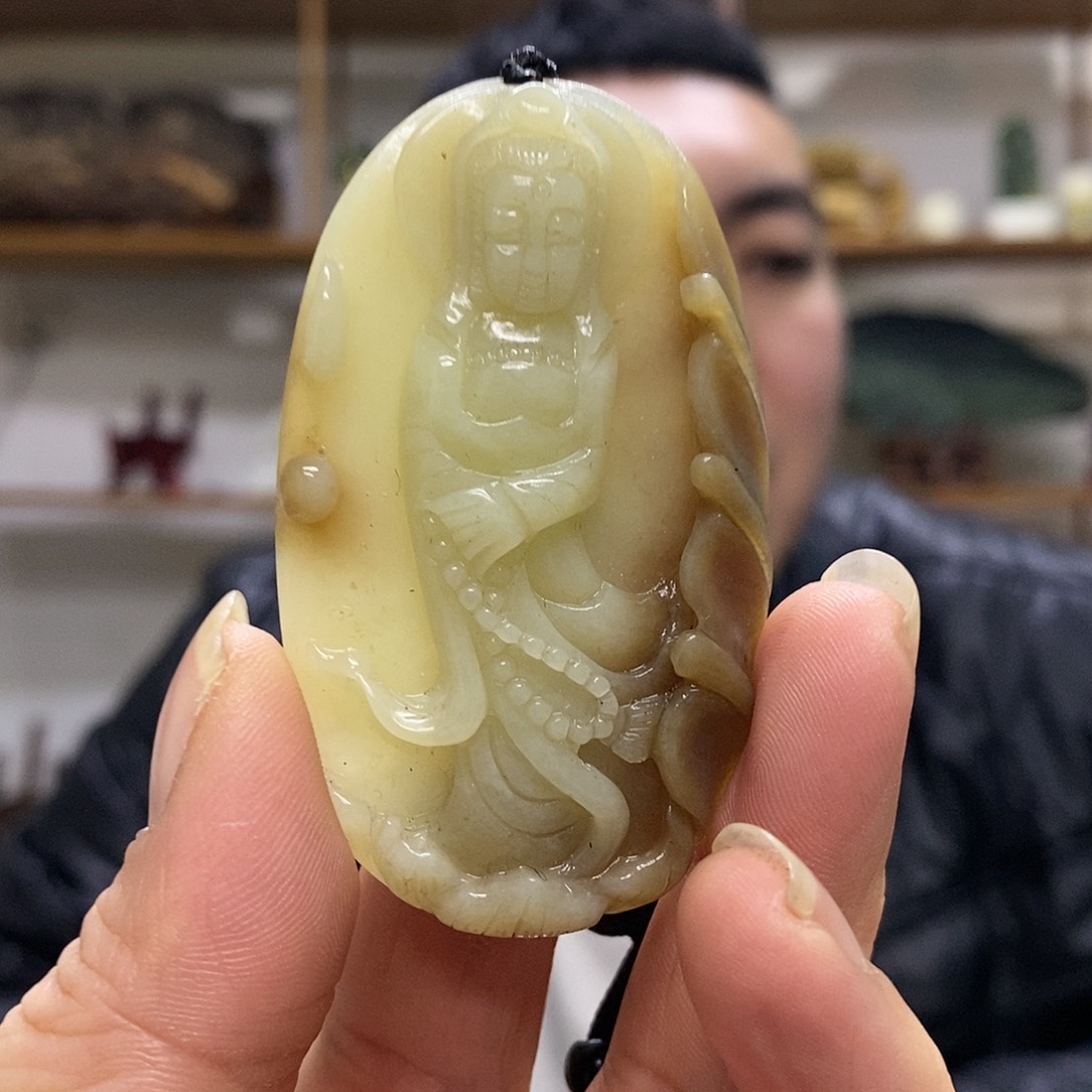 和田玉小件观音未镶嵌