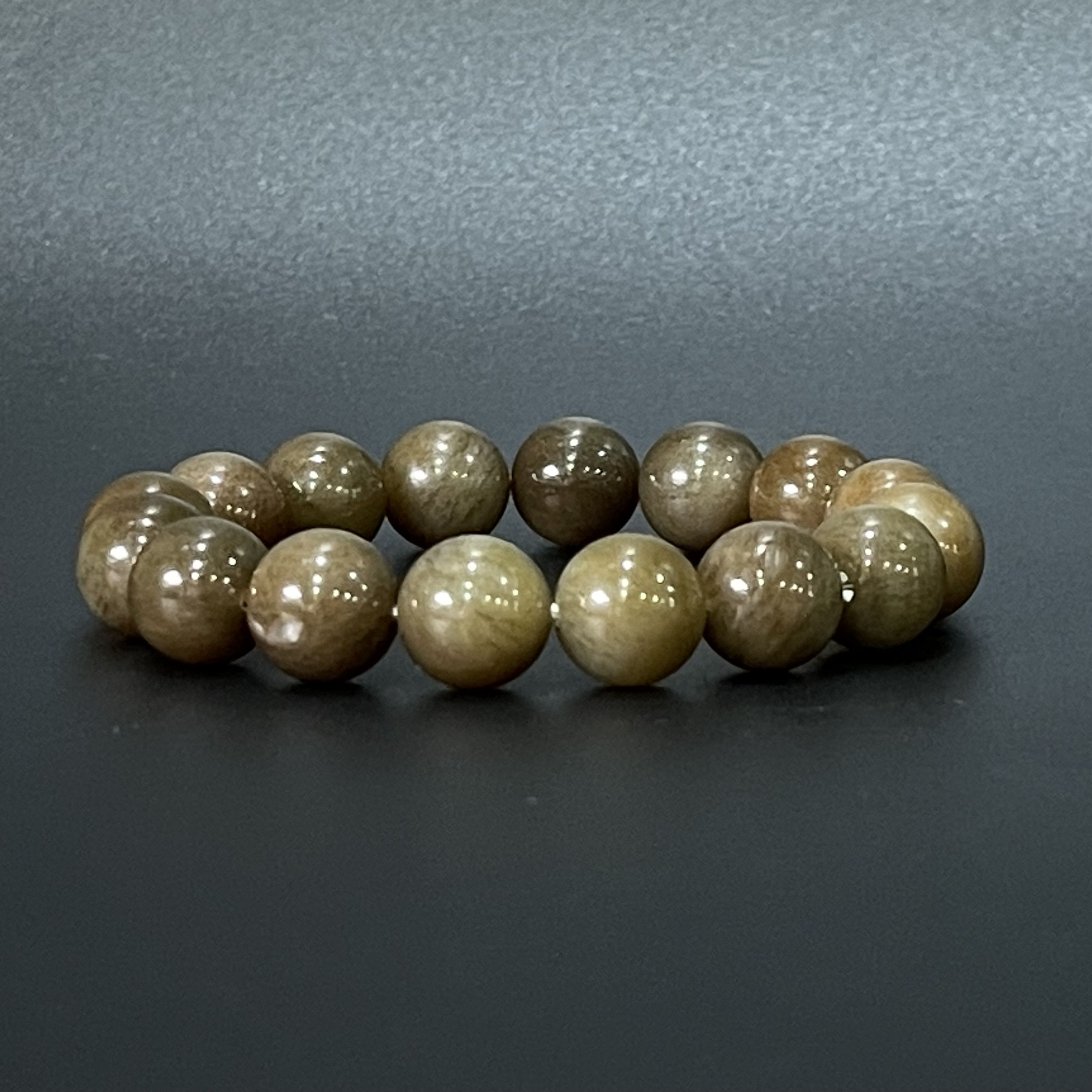 0526GC107和田玉手串